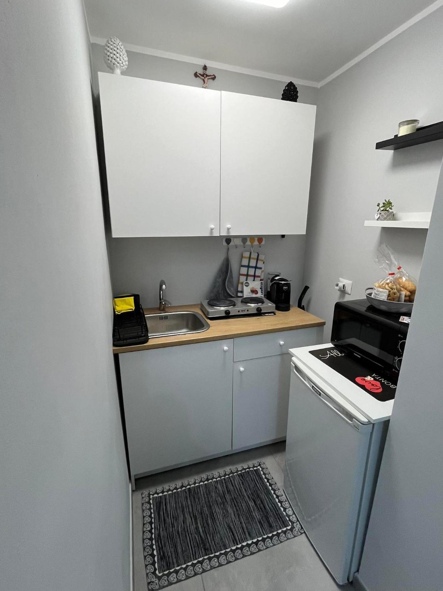 Casa Vacanze I 4 Diamanti Room 1 كاتانيا المظهر الخارجي الصورة